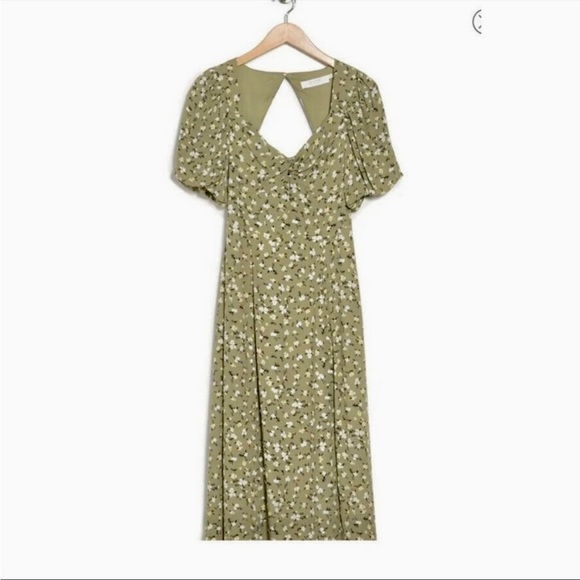 ✂️SOLD✂️EUC ASTR the Label bubble sleeve sweetheart dress in Sage Green - Picture 2 of 5